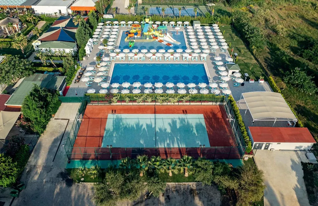 Wyndham Garden Lara-1